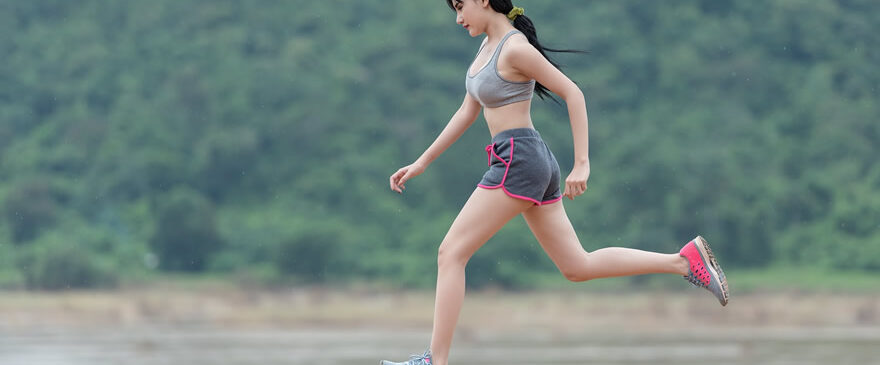 woman running gait